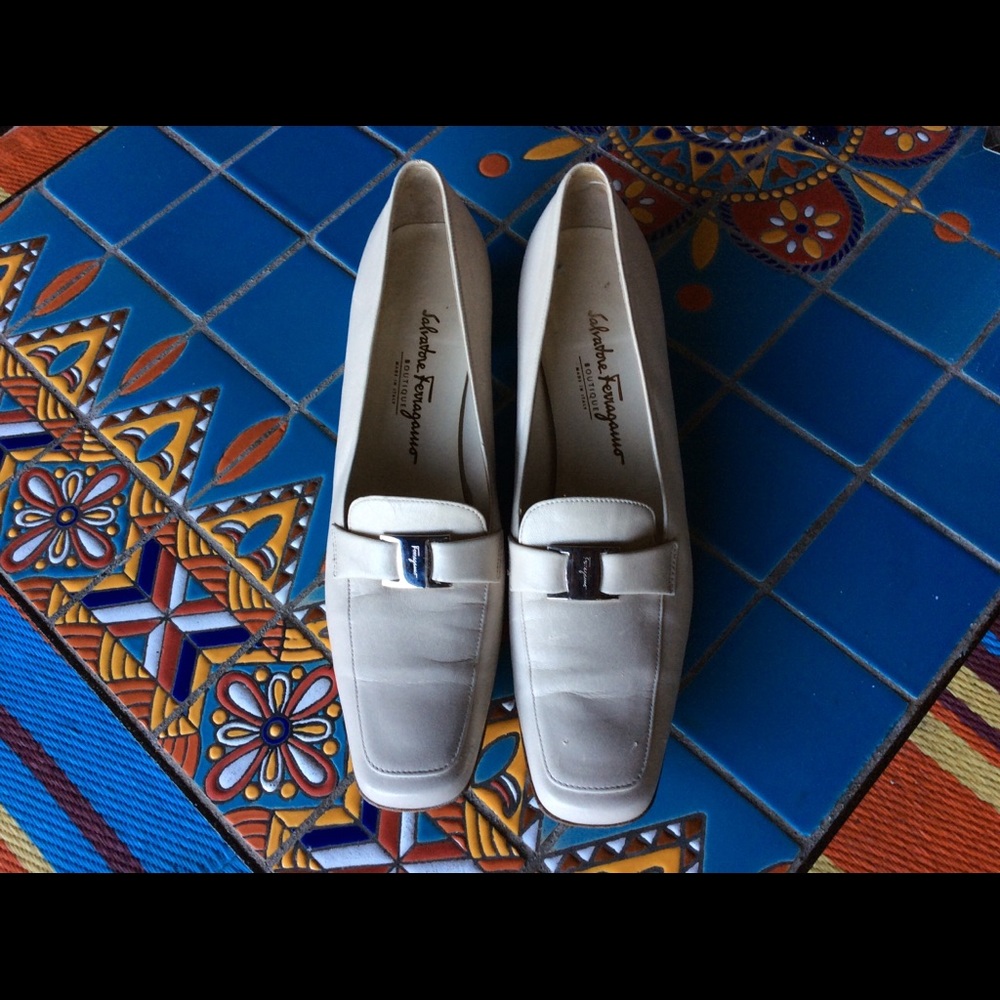 Salvatore Ferragamo Boutique flats, vintage.